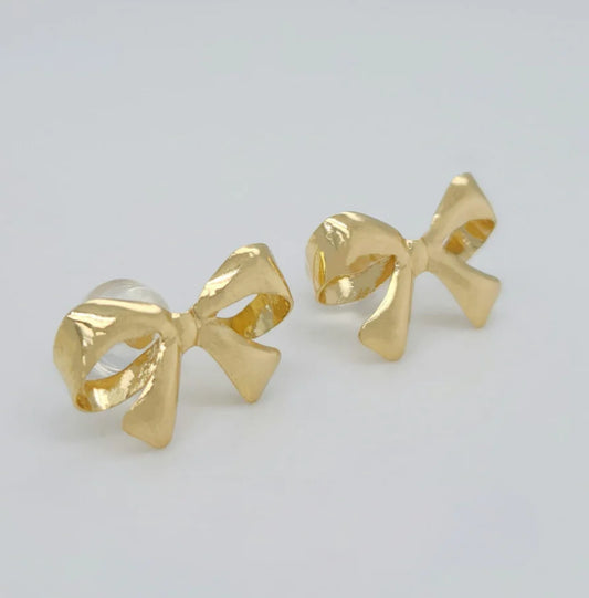 18K Lazo Earrings